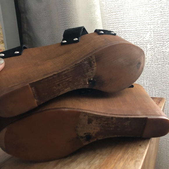 Wedge - Picture 7 of 7